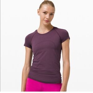 Lululemon Swiftly Tech Dark Purple Short Sleeve Top Women’s Size 8